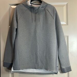 Apana Pullover
